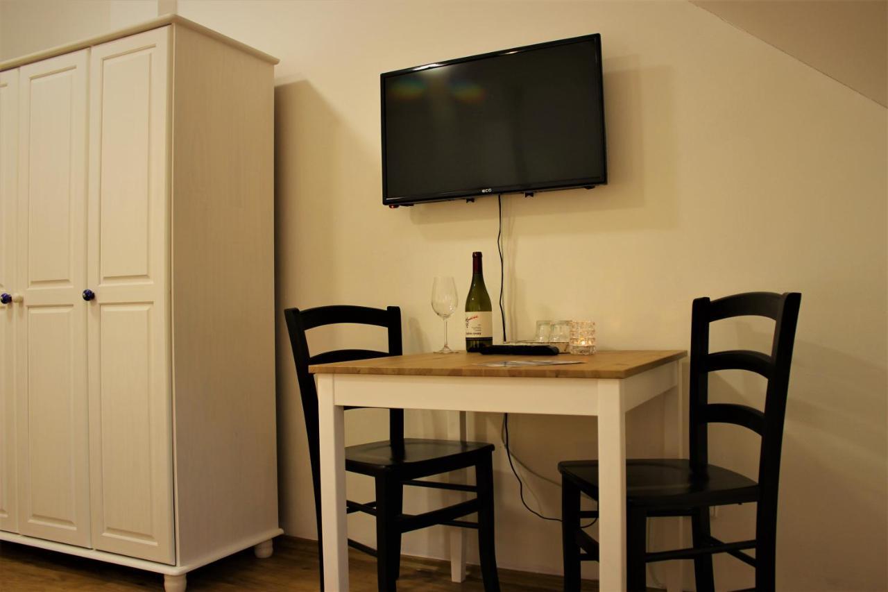 Penzion A Restaurace U Reky Ledec nad Sazavou Luaran gambar