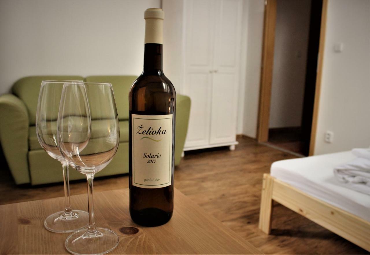 Penzion A Restaurace U Reky Ledec nad Sazavou Luaran gambar